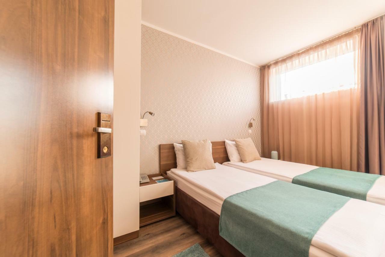 Balkan Hotel Garni Belgrado Exterior foto